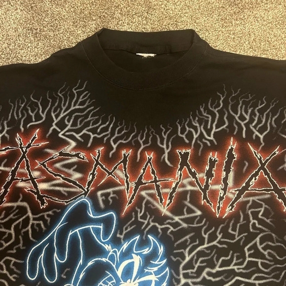 Vintage 1996 “Tasmanian Devil” shirt L or XL super rare find.. comps over 200+ - Picture 6 of 7